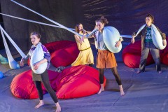 THEATER BONN: MÄDCHEN WIE DIE_copyright: Thilo Beu