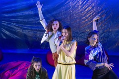 THEATER BONN: MÄDCHEN WIE DIE_copyright: Thilo Beu